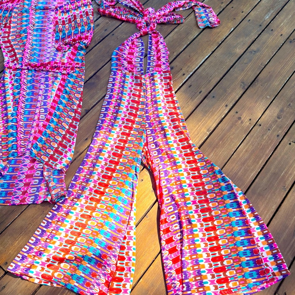 Vintage Multicolor Halter Jumpsuit with Wide Legs - Picture 2 of 15
